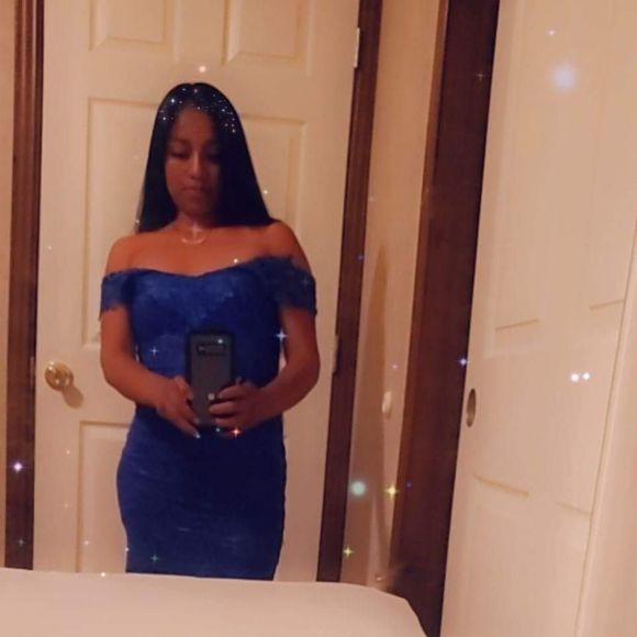 Meet your Posher, Mely - Picture 1 of 1